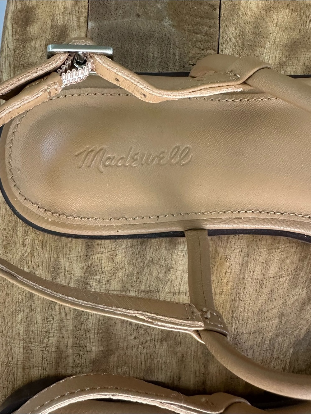 Madewell Tan T‑Strap Leather Sandals - Picture 4 of 6